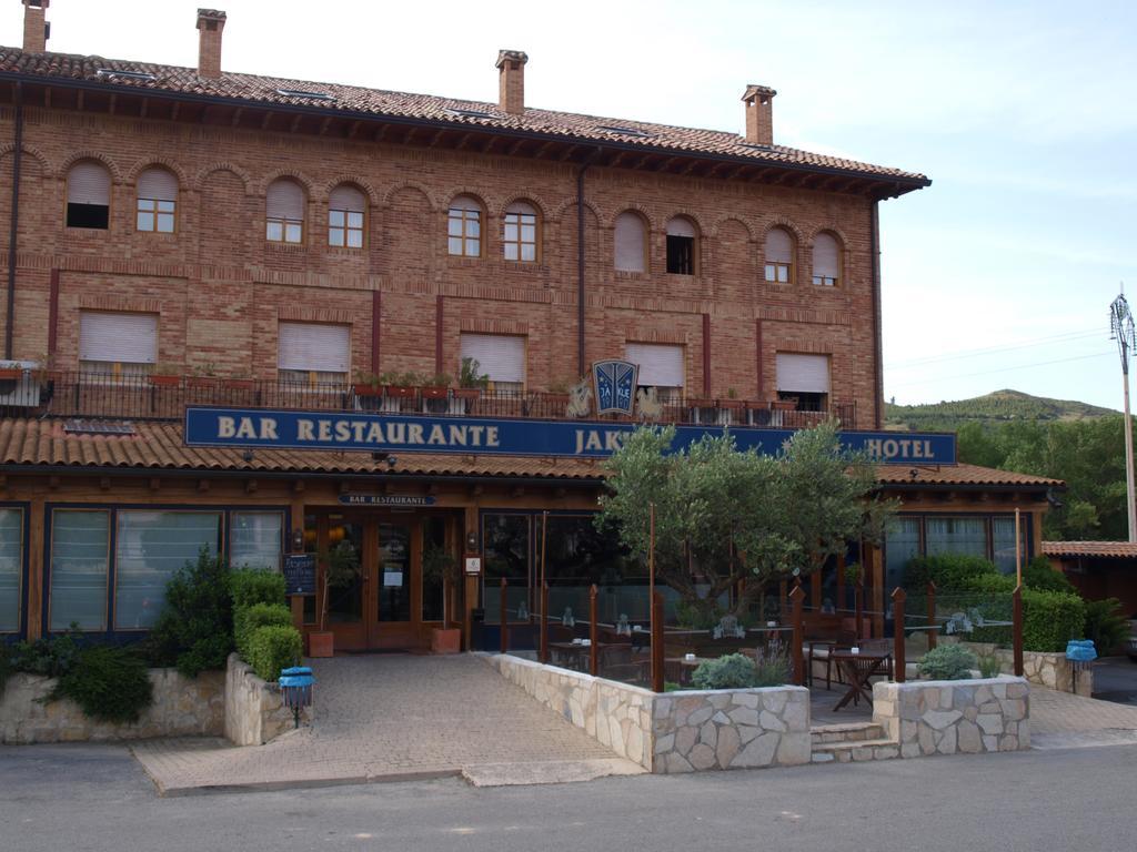 Hotel Jakue Puente La Reina Exterior photo